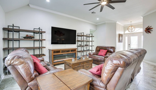 Explore Bayou Country! Family Home in NOLA Suburbs