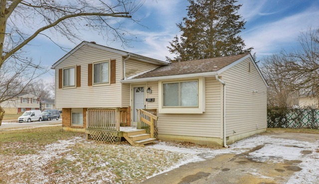 Explore Columbus! Fully Renovated Home w/Yard