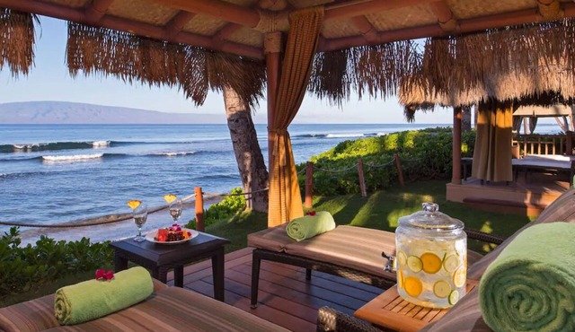 explore 𝐅𝐢𝐧𝐝𝐢𝐧𝐠 𝐌𝐞𝐢𝐥𝐢-Beachfront Kaanapali Resort+Hyatt Amenities