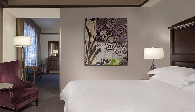 Explore Fort Worth Attractions! Short Drive to Modern Art Museum of Fort Worth