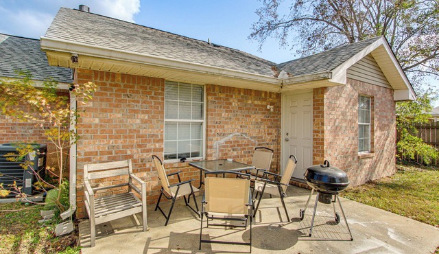 Explore Gulfport Beaches: Family Home w/Yard
