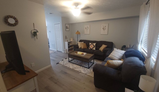 Explore Hocking Hills: Your Nelsonville Getaway Awaits