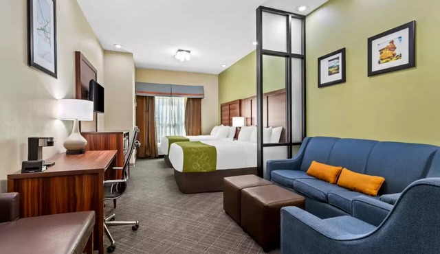 Explore Roswell! Three Modern Units for Your Stay in Roswell w/Indoor Pool!