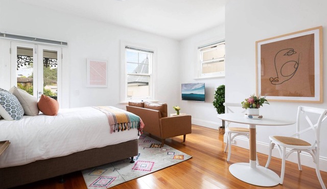 Explore Sydney Staying in Perfect Located Studio