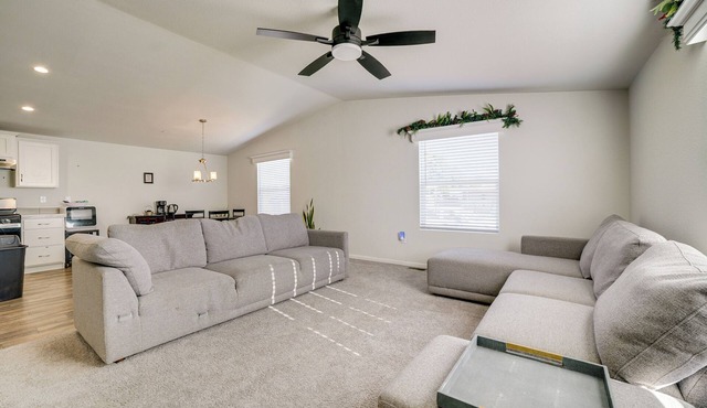 Explore Temecula Wine Country! Mtn-View Home