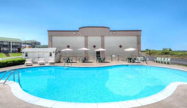Express Inn Harrisburg South New Cumberland