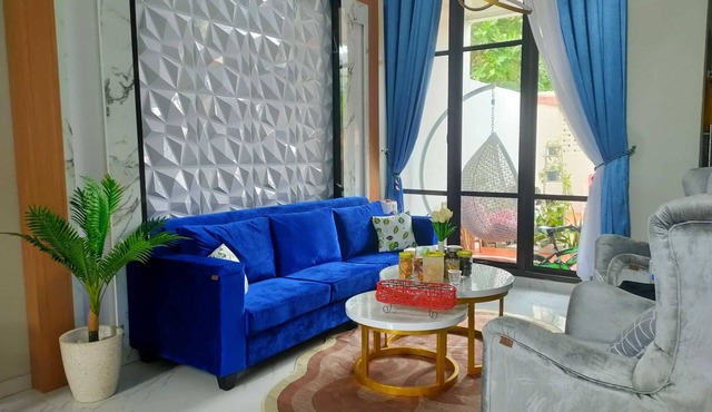 EXPRESS O 91277 Atiq Homestay Syariah