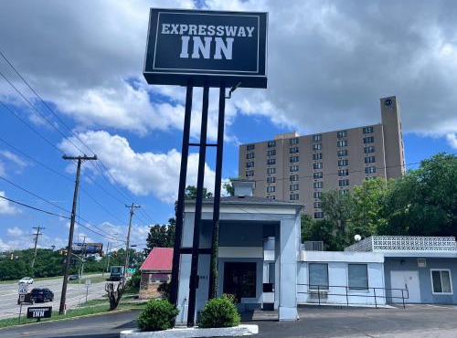 Expressway Inn Airport Downtown