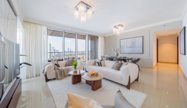 Exquisite 2BR Apt w/Burj Khalifa & Fountain View