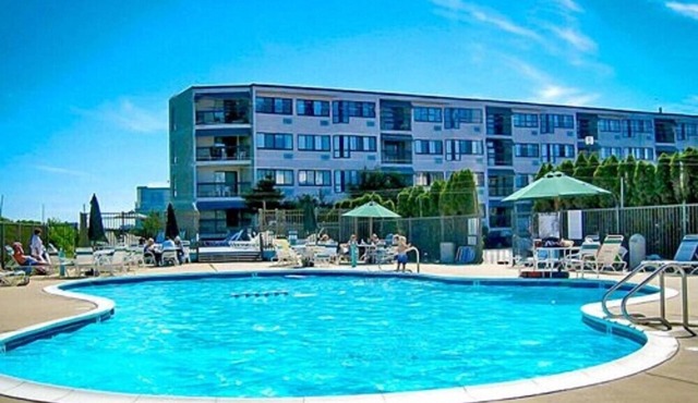 Exquisite 2BR Jersey Shore Condo with Pool & Amenities
