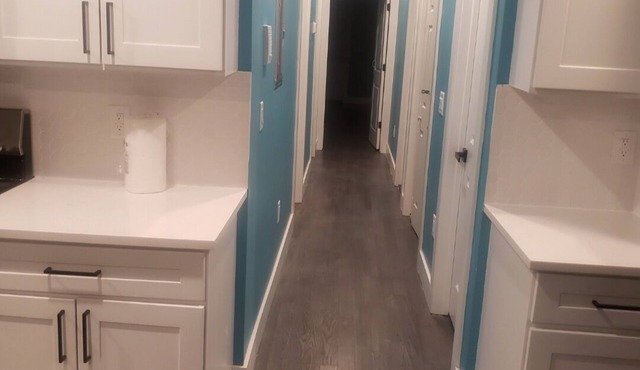 Exquisite 3-bedroom house with WiFi and AC in welcoming Newark