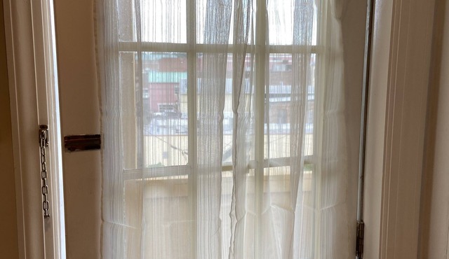 Exquisite 3rd Floor Private Apt with Style