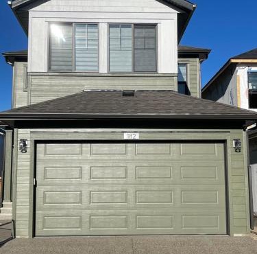 Exquisite 4BR & 3 Baths 2000sqft Home