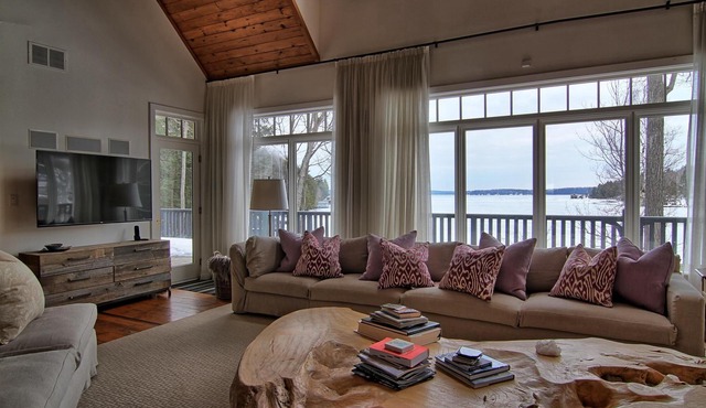 Exquisite 5 Bdrm 4 Bath Cottage with Boathouse and Professional Gym! SW Views!