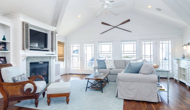 Exquisite 5 Bedroom Home w Elevator and Sound View