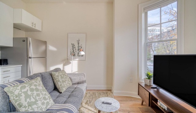 Exquisite Dupont Circle 1BR w/W/D, nr Metro Station, by Blueground