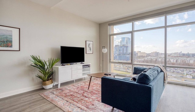 Exquisite Fairfax 1BR w/Pool, Elevator & Workspace, by Blueground