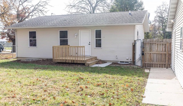 Exquisite Fully Renovated Home in Des Moines - Your Dream Home Awaits! WELCOME !