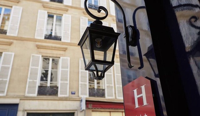 Exquisite Luxury et Élégance – St Germain Rue du Bac with Private Garden