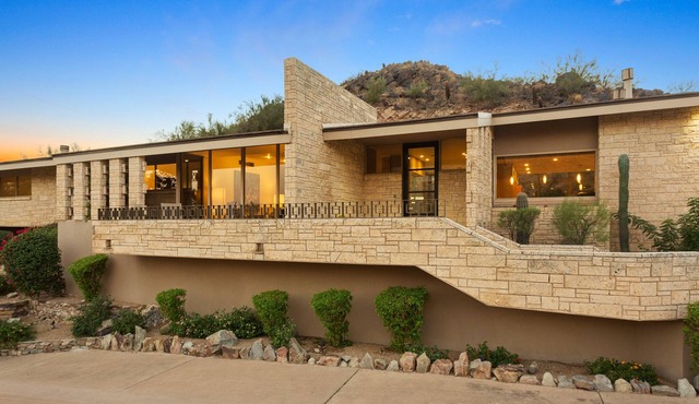 Exquisite Mountainside Estate Overlooking Pv Golf Course