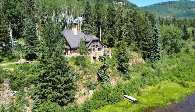 Exquisite Mountain Lake Retreat, Minutes from Purgatory Ski Resort