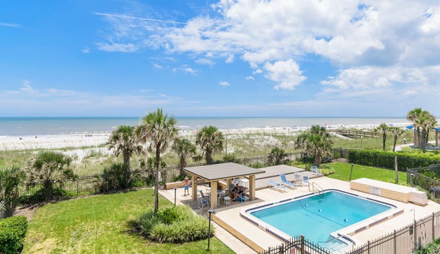 Exquisite Oceanfront Condo with Designer Finishes