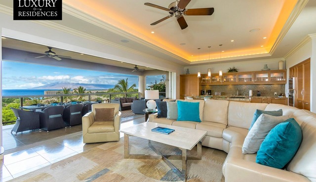 Exquisite Oceanview Villa with Resort Amenities in Gated Community