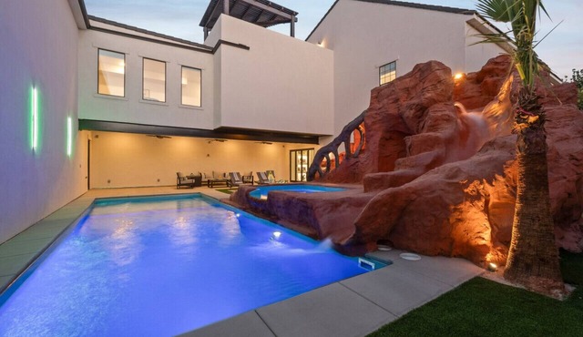 Exquisite Outdoor Space, Large Pool w/slide, Theatre, Large Bunkroom, Game Space