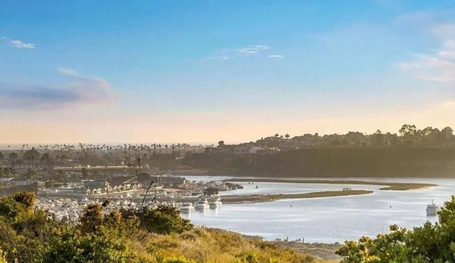 Exquisite Panoramic View Estate