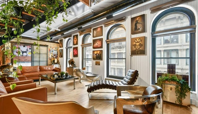 Exquisite Penthouse With Terrace in Old Montreal