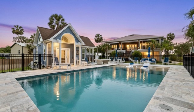 Exquisite Resort Style Pool Home | Flagler Beach | Close To The Beach | Hot Tub