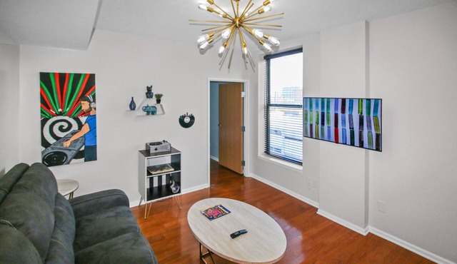 Exquisite Top Floor Condo in the Heart of Downtown Indy