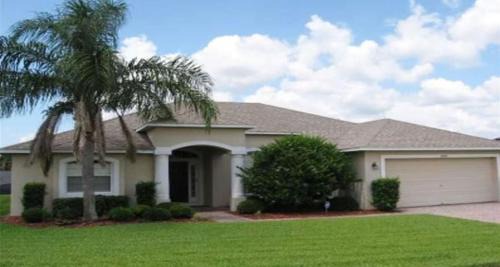 EXQUISITE VILLA - 2 Master Suites, Pool South and Spa, Gas BBQ, Game Room, WIFI