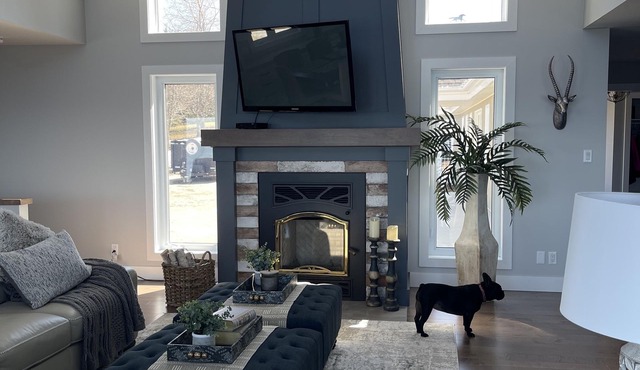 Exquisite waterfront property