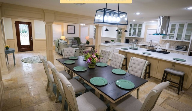 Exquisitely Detailed, Newly Remodeled Getaway 14 Miles From Downtown