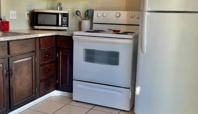 Extended Stay - 3 Bedroom Townhouse