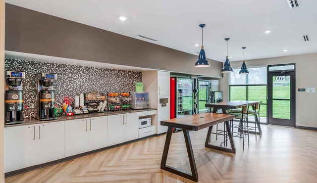 Extended Stay America Premier Suites - Charlottesville