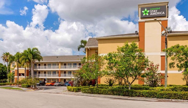 Extended Stay America Suites - Fort Lauderdale - Cypress Creek - Andrews Ave