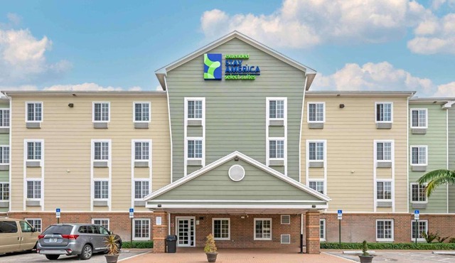 Extended Stay America Select Suites - Lake Worth
