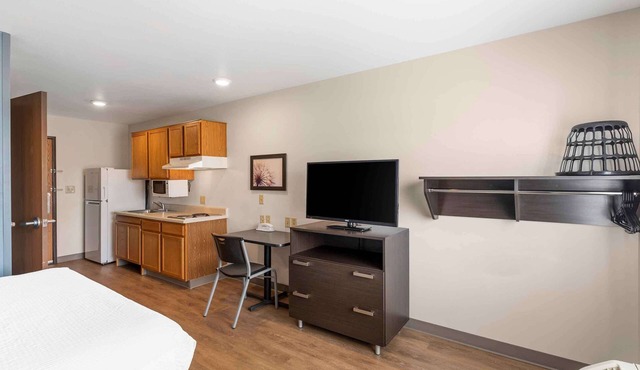 Extended Stay America Select Suites - Firestone