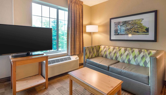 Extended Stay America Suites Newark Woodbridge