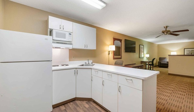 Extended Stay America Suites Orlando Lake Mary 1036 Greenwoo