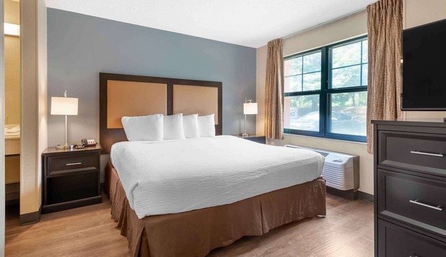 Extended Stay America Suites Princeton West Windsor