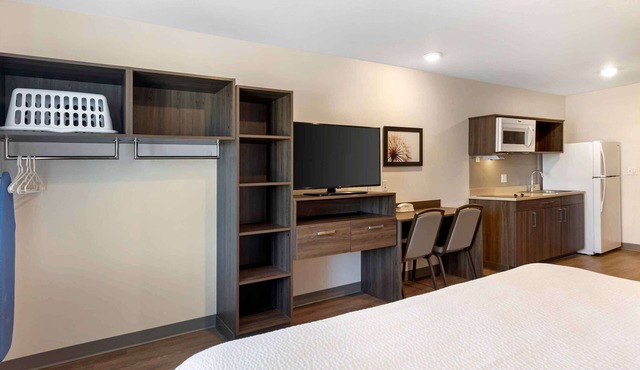 Extended Stay America Suites - Tampa - Casino Area