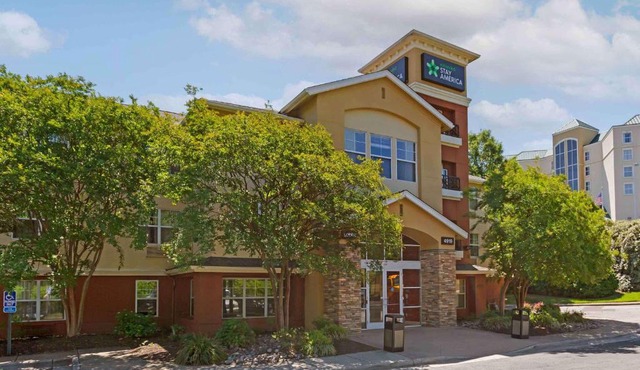 Extended Stay America Suites - Raleigh - RTP - 4919 Miami Blvd