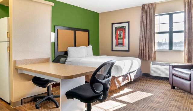 Extended Stay America Suites Toledo Holland