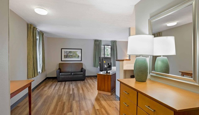 Extended Stay America Suites Philadelphia Airport Bartram Av