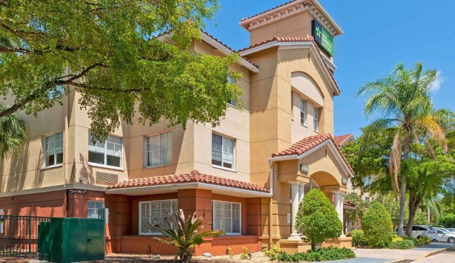 Extended Stay America Premier Suites - Fort Lauderdale - Cypress Creek - Park North