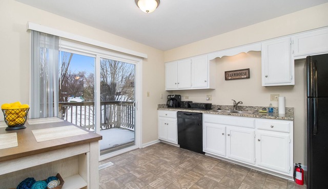 Extended Stay Aurora FHS Rental - Lehnertz