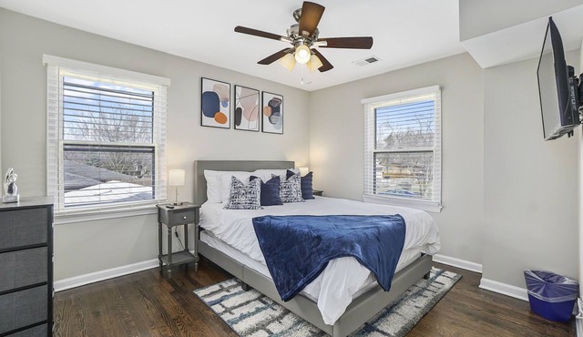 Extended Stay Flossmoor FHS Rental